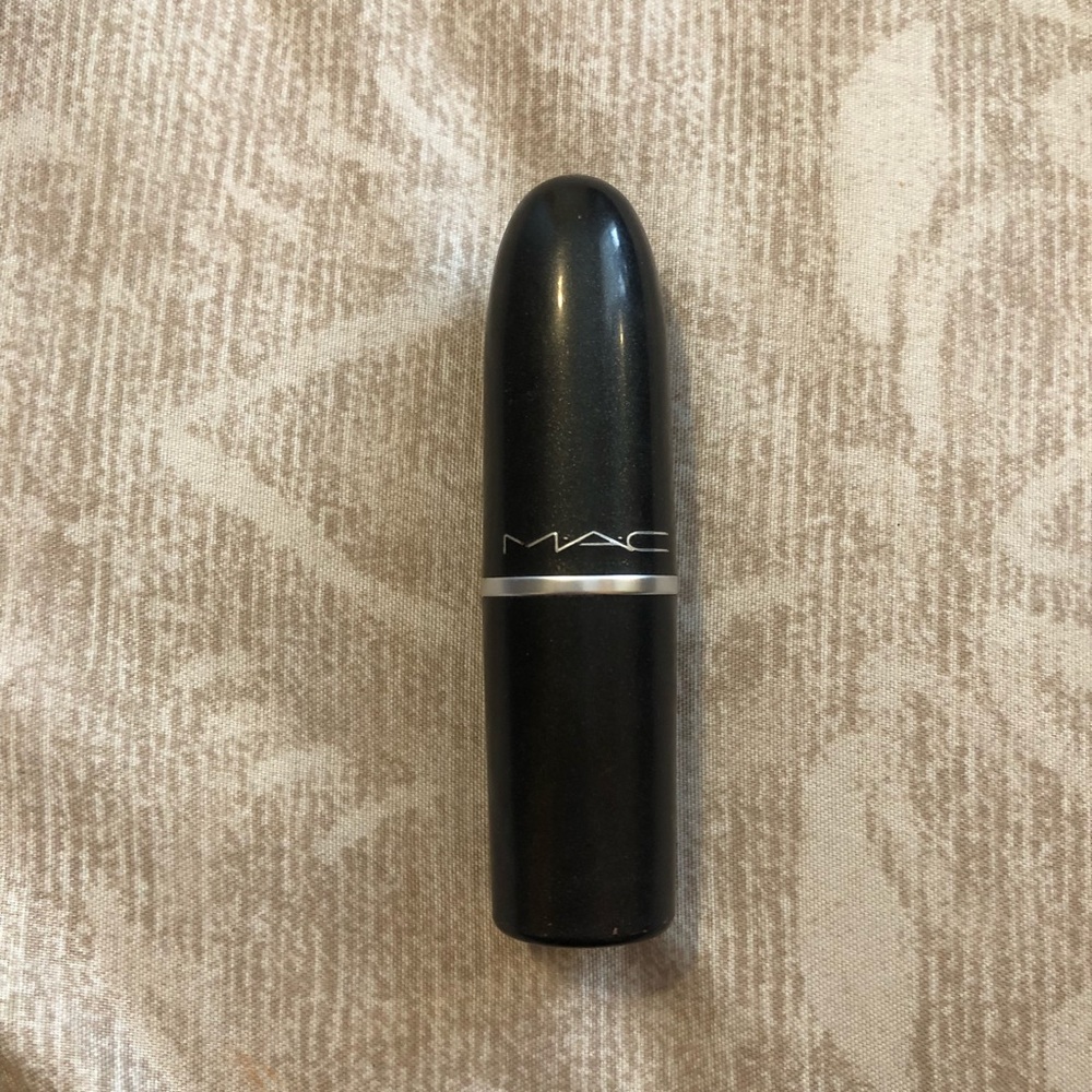 MAC COSMETICS LIPSTICK STONE
